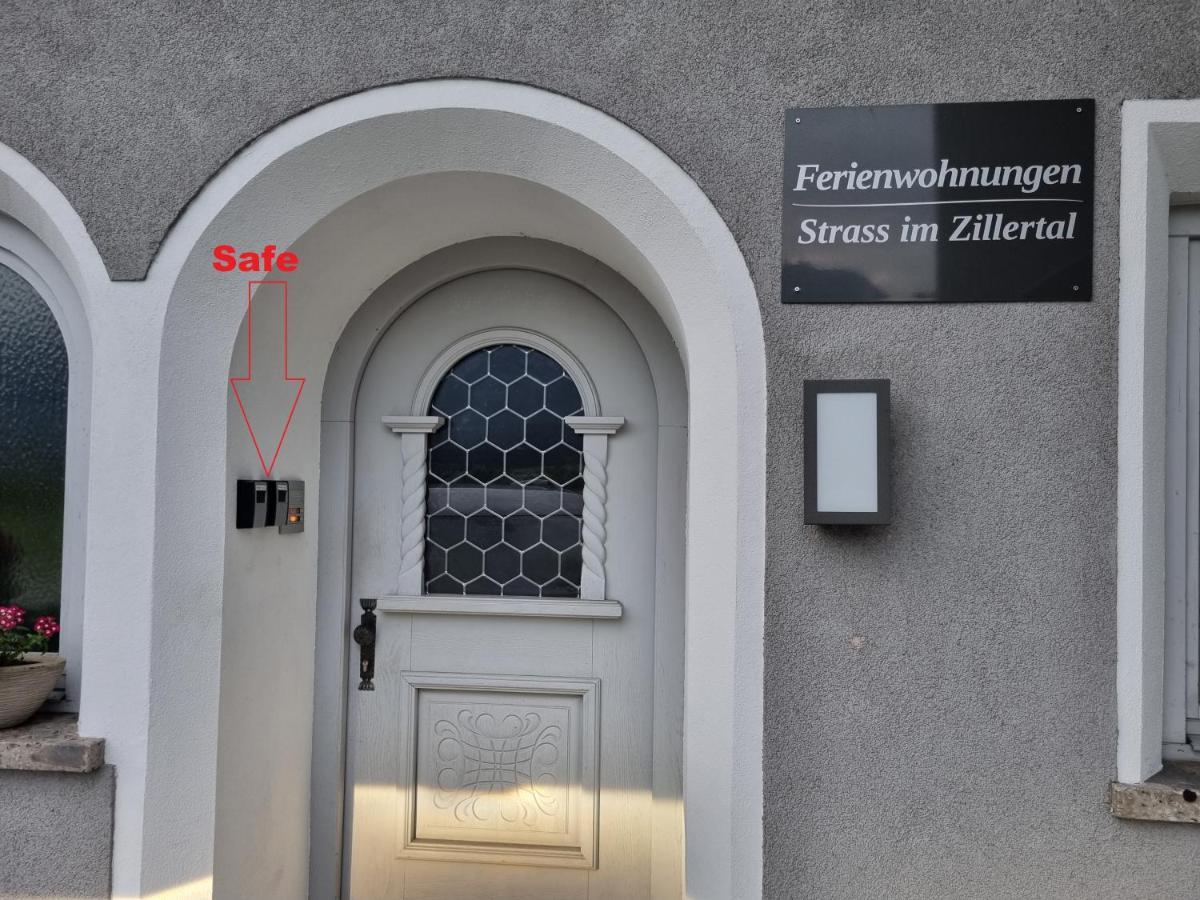 Ferienwohnungen Strass Im Zillertal Exterior photo